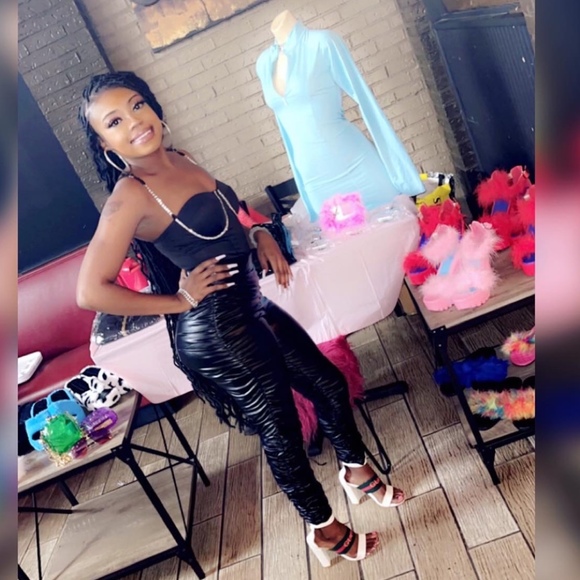 candii_closet